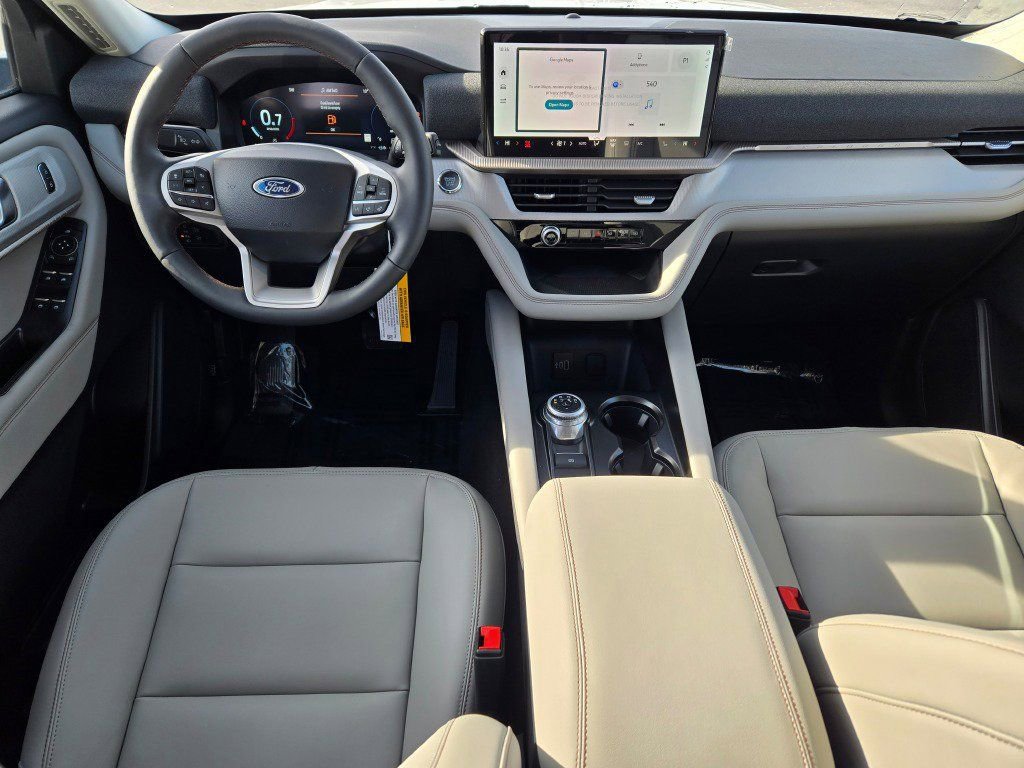 New 2026 Ford Explorer Active w/ Active Comfort Package image 9