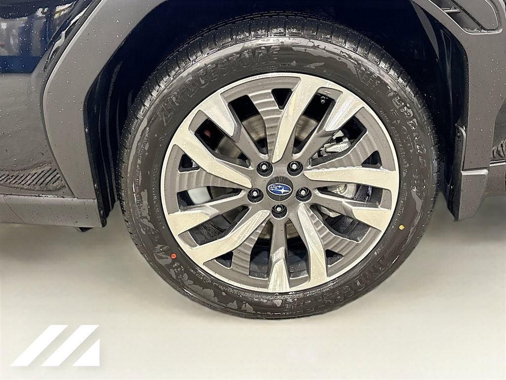 Used 2025 Subaru Forester Touring image 33