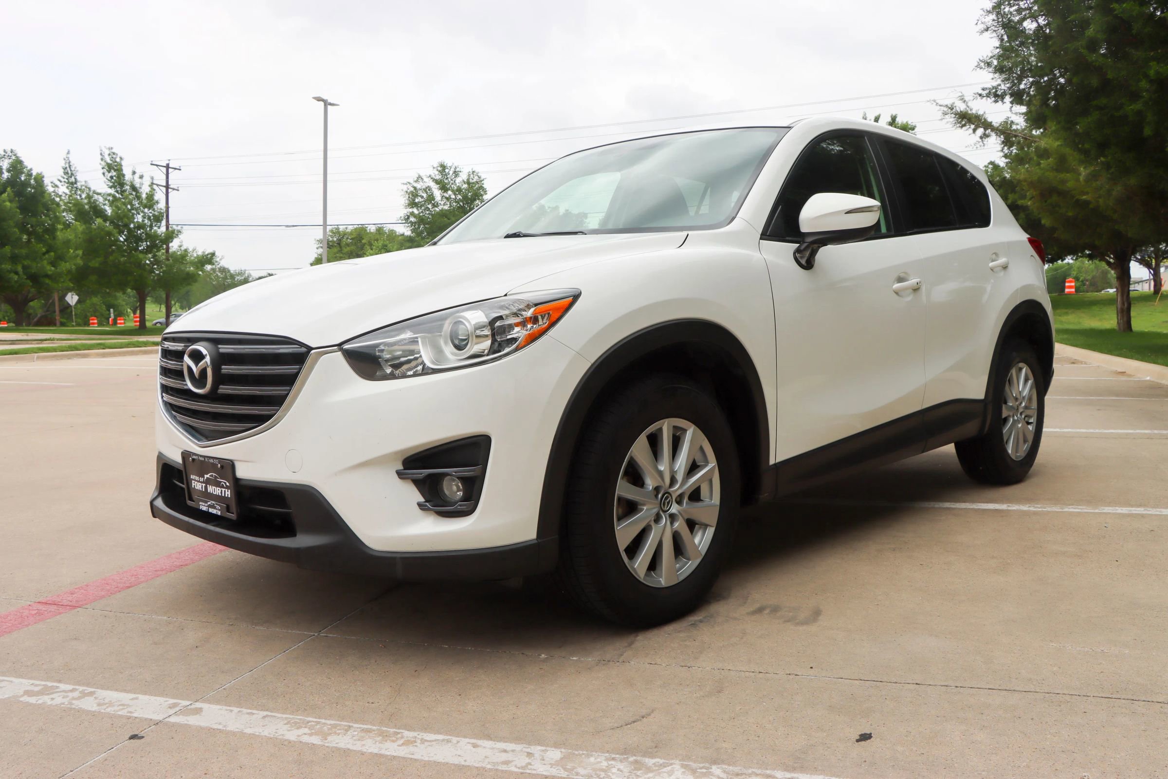 Used 2016 MAZDA CX-5 Touring image 3