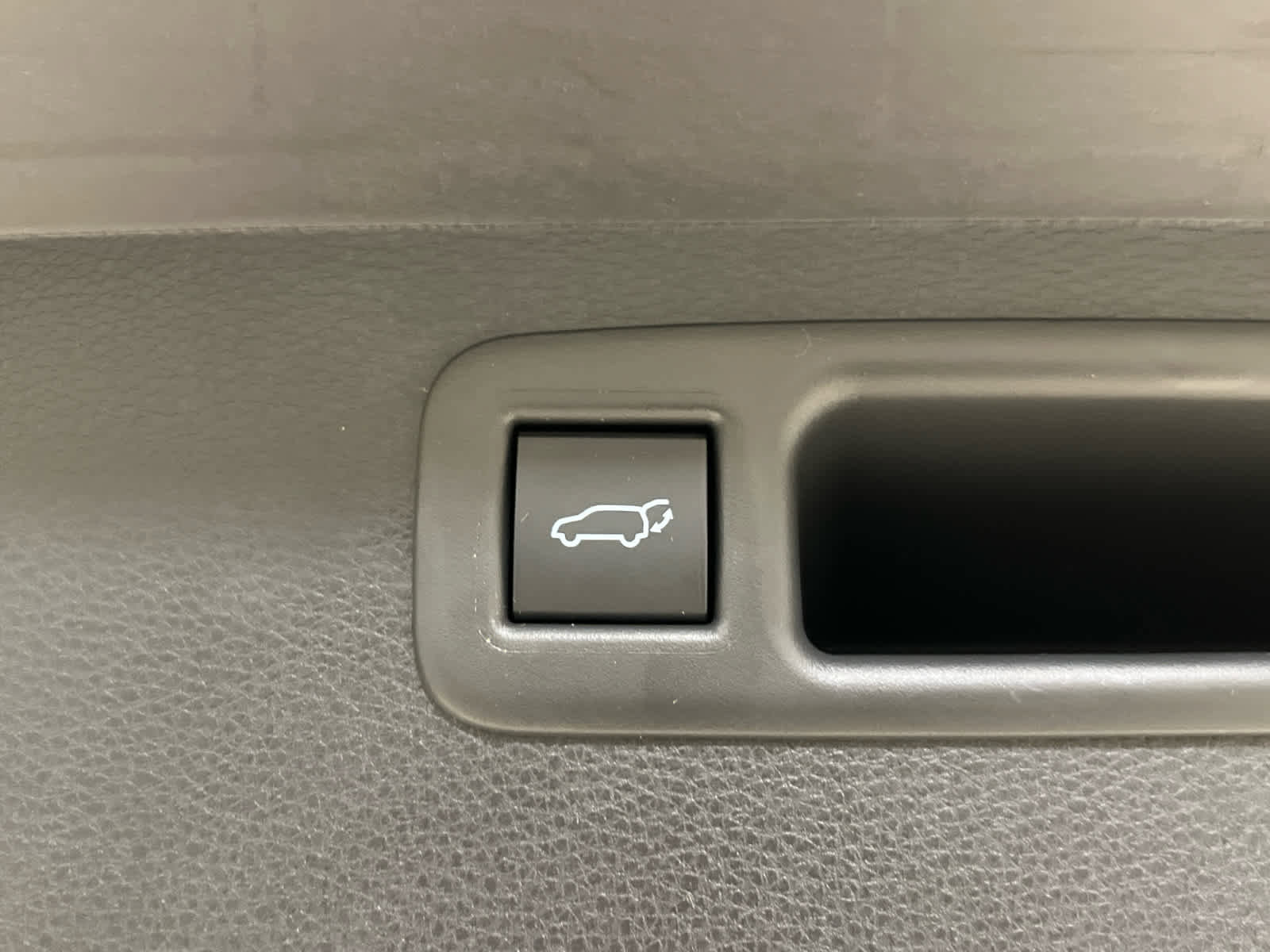 New 2026 Toyota Highlander Limited image 13