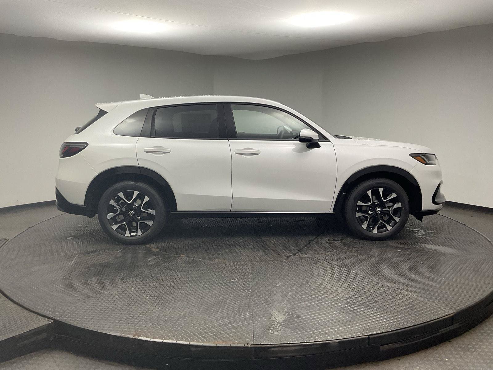 New 2027 Honda HR-V EX-L image 8