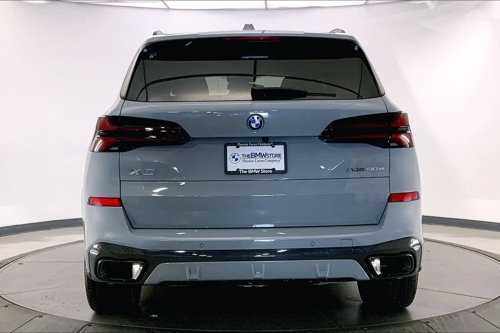 Certified 2024 BMW X5 xDrive50e AWD/4WD image 3