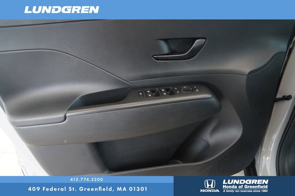 Used 2025 Hyundai Kona SEL AWD/4WD image 15