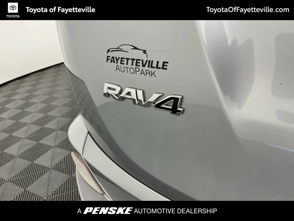 Used 2016 Toyota RAV4 Limited AWD/4WD image 18