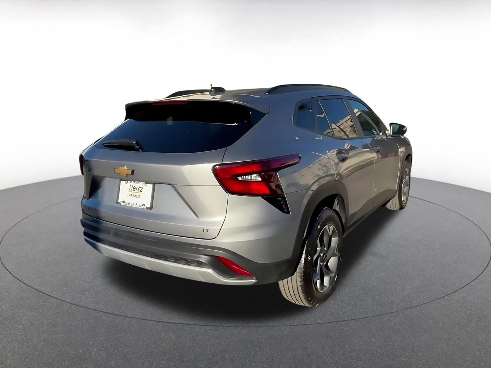 Used 2025 Chevrolet Trax LT image 14