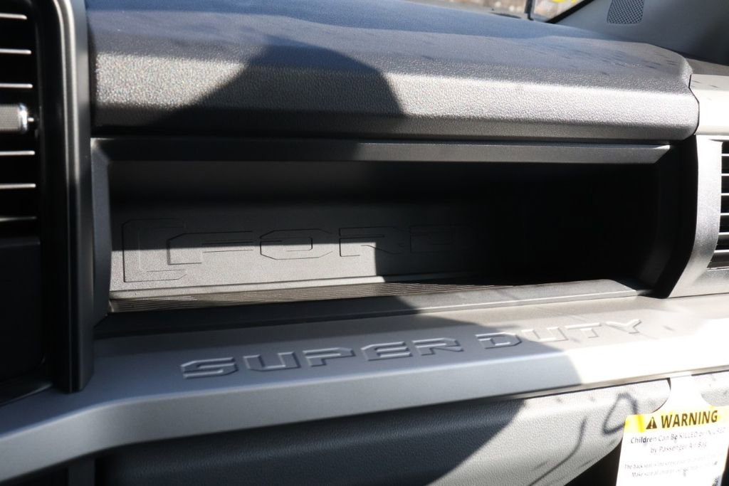 New 2026 Ford F550 4x4 Regular Cab Super Duty image 23
