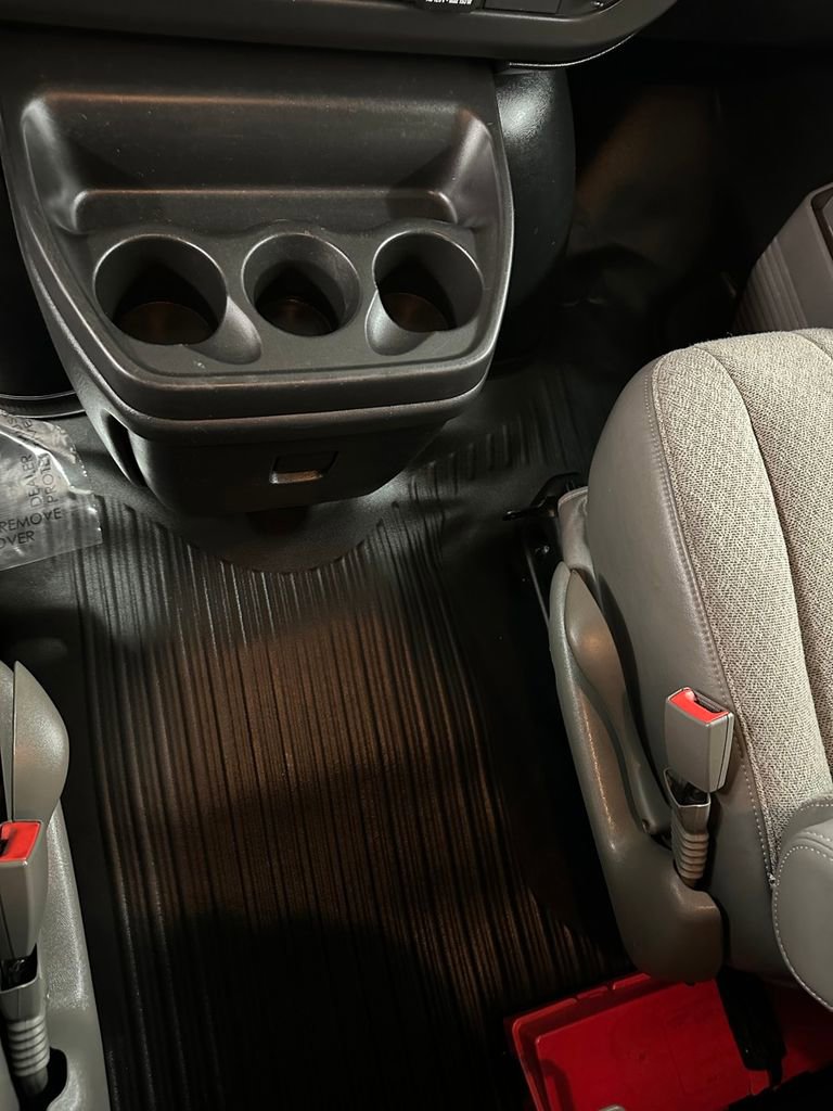 Used 2020 Chevrolet Express 2500 image 16