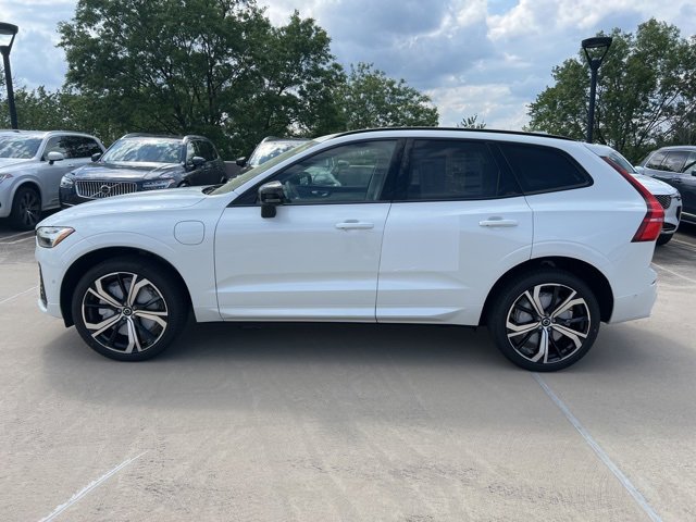 New 2025 Volvo XC60 T8 Ultra w/ Protection Package Premier image 4