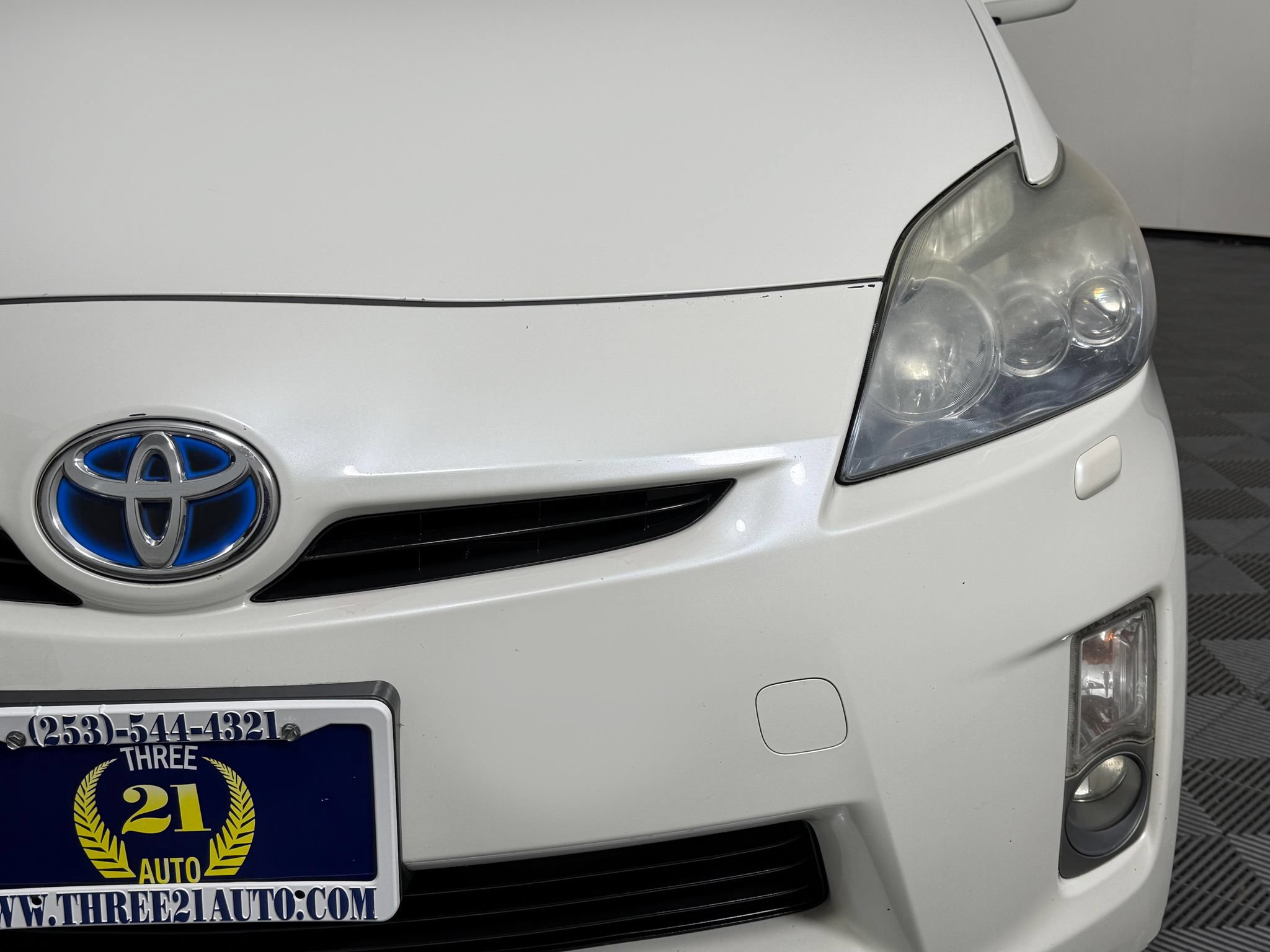 Used 2010 Toyota Prius Five w/ Navigation Pkg FWD image 5
