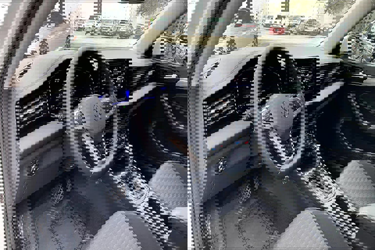 Certified 2025 Volkswagen Jetta S image 17