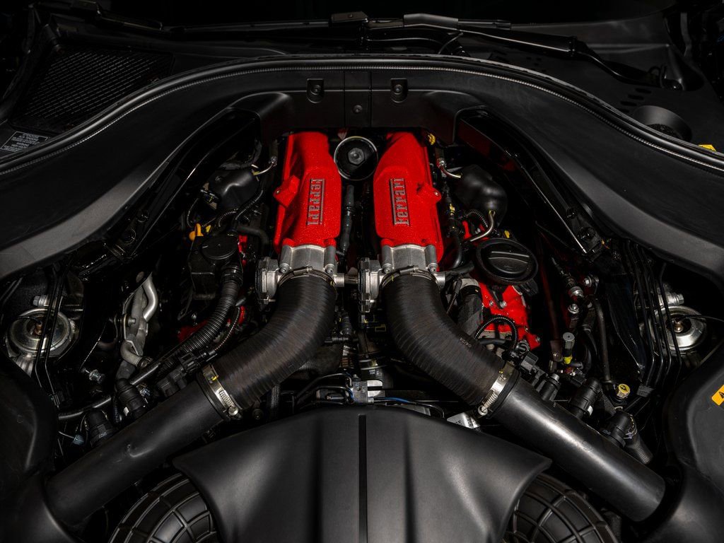 Certified 2024 Ferrari Roma Spider RWD image 25