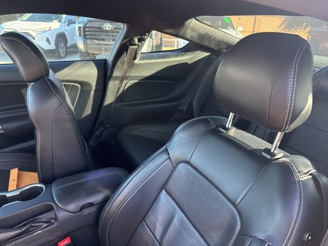 Used 2020 Ford Mustang GT Premium w/ Equipment Group 401A image 7