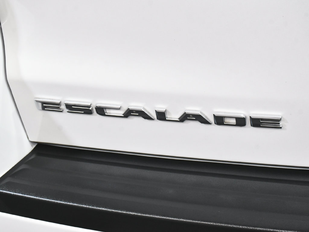 Used 2020 Cadillac Escalade Luxury AWD/4WD image 96
