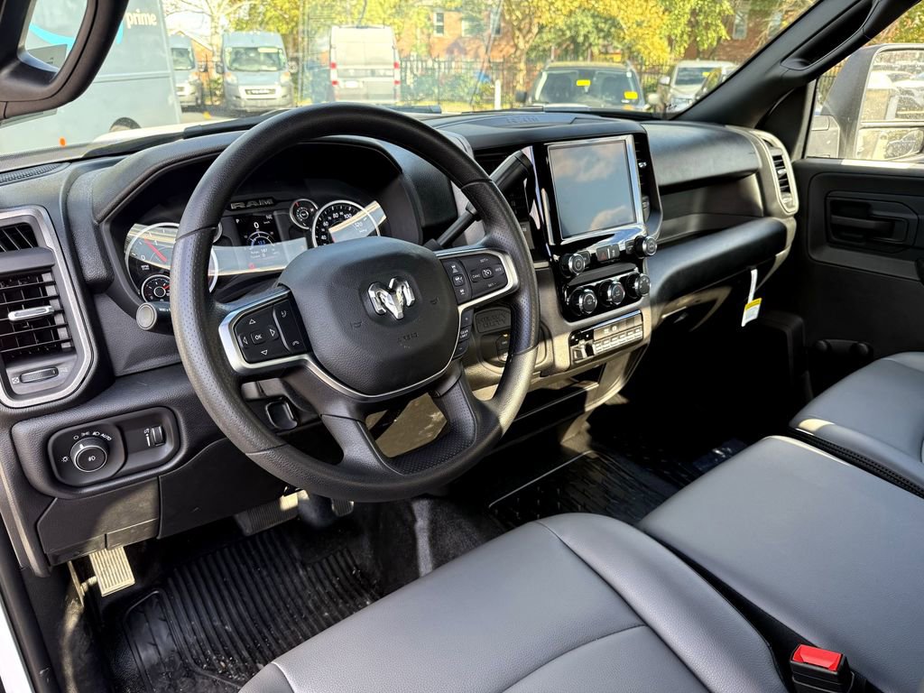 New 2026 RAM 3500 Tradesman w/ Chrome Appearance Group image 13