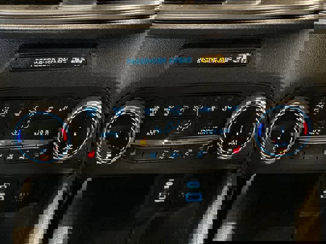 Used 2023 Ford Escape Active image 21