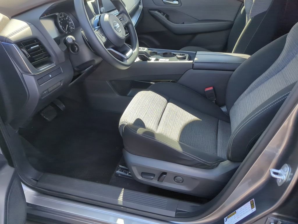 Used 2021 Nissan Rogue SV AWD/4WD image 28