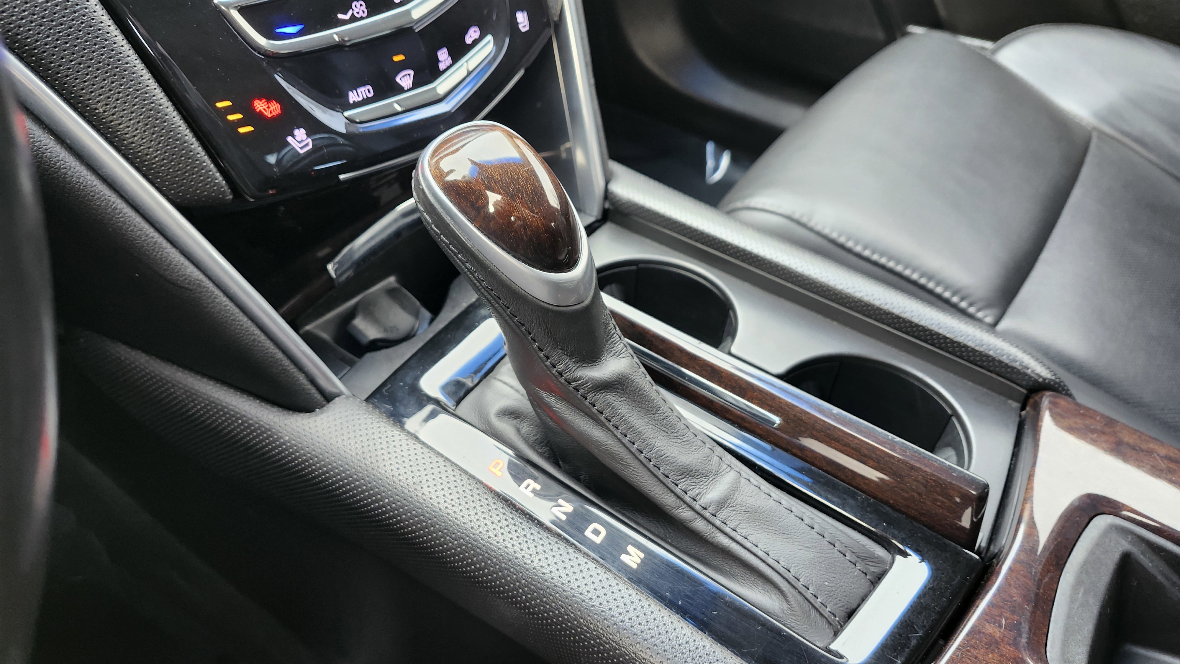 Used 2017 Cadillac XTS Luxury image 33