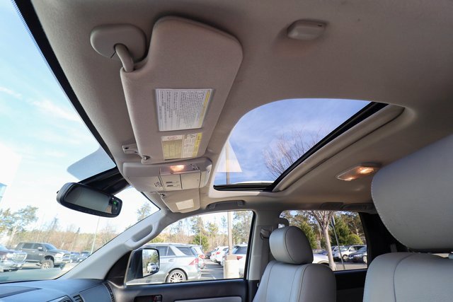 Used 2018 Toyota Sequoia SR5 image 28