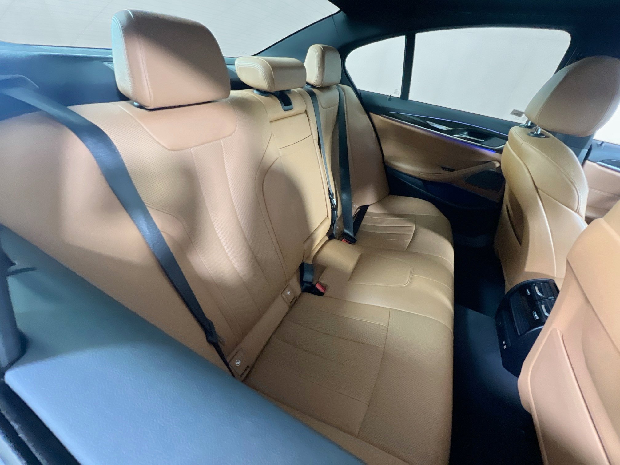 Used 2022 BMW 530i w/ M Sport Package RWD image 27