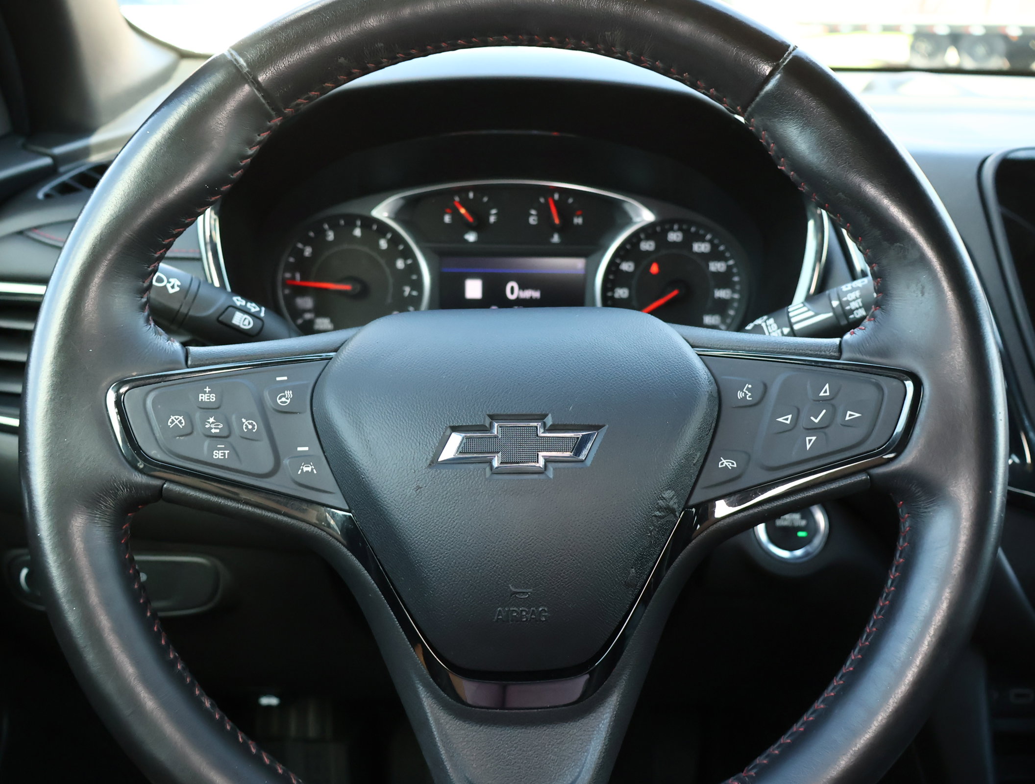 Used 2022 Chevrolet Equinox RS w/ Infotainment Package image 13