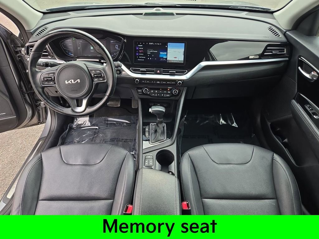 Used 2022 Kia Niro EX Premium image 18