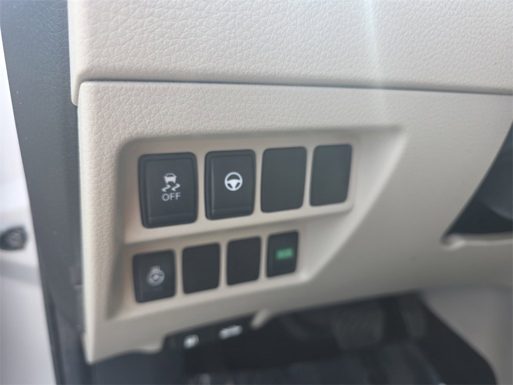 Used 2019 Nissan Rogue Sport SV w/ Technology Package image 31