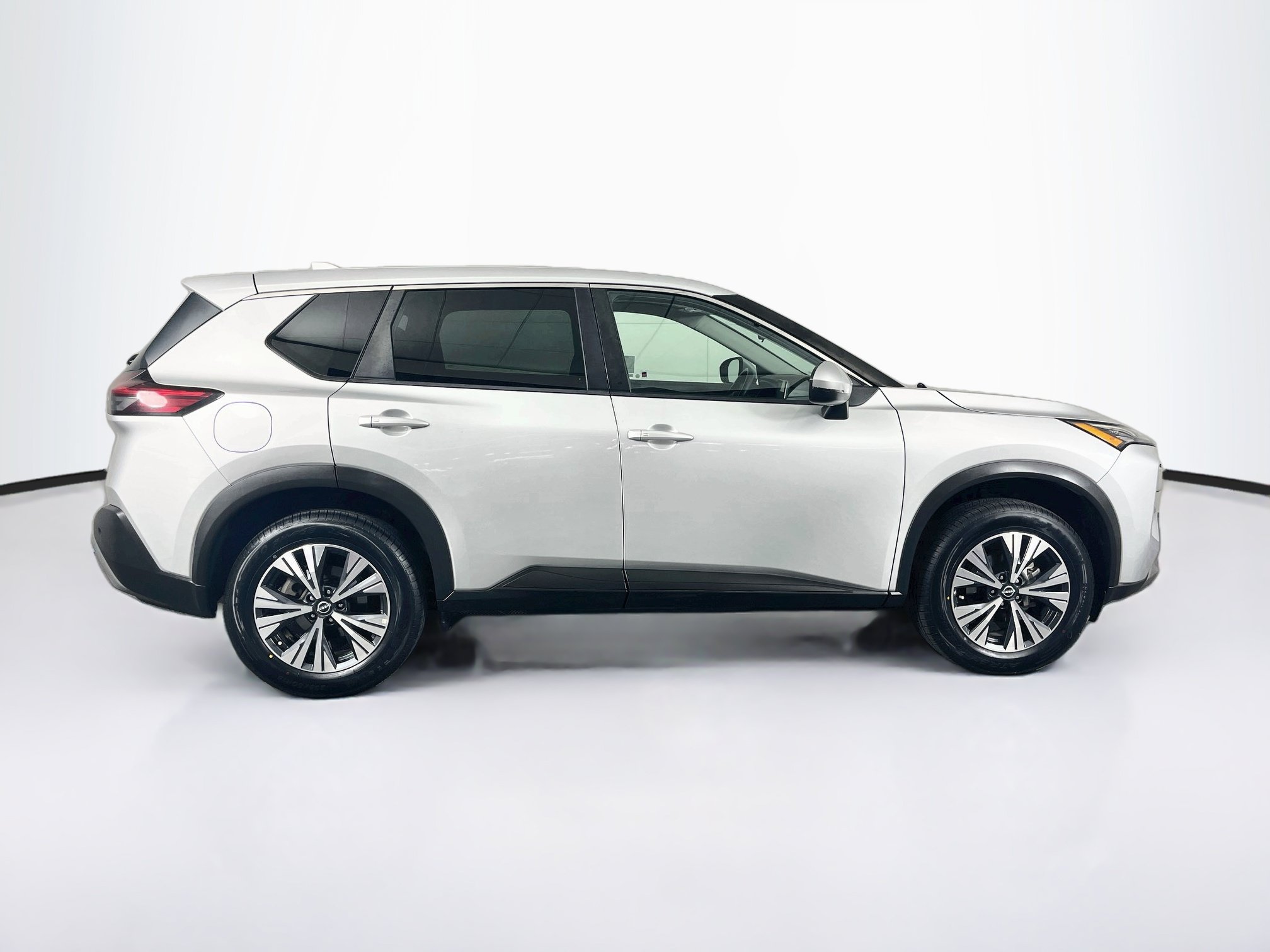 Used 2022 Nissan Rogue SV AWD/4WD image 10