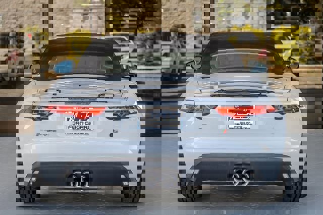 Used 2014 Jaguar F-TYPE Convertible image 12