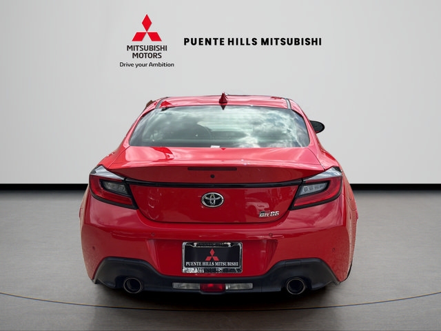 Used 2022 Toyota GR86 RWD image 6