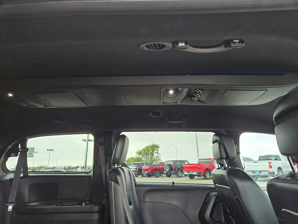 Used 2019 Dodge Grand Caravan GT FWD image 29