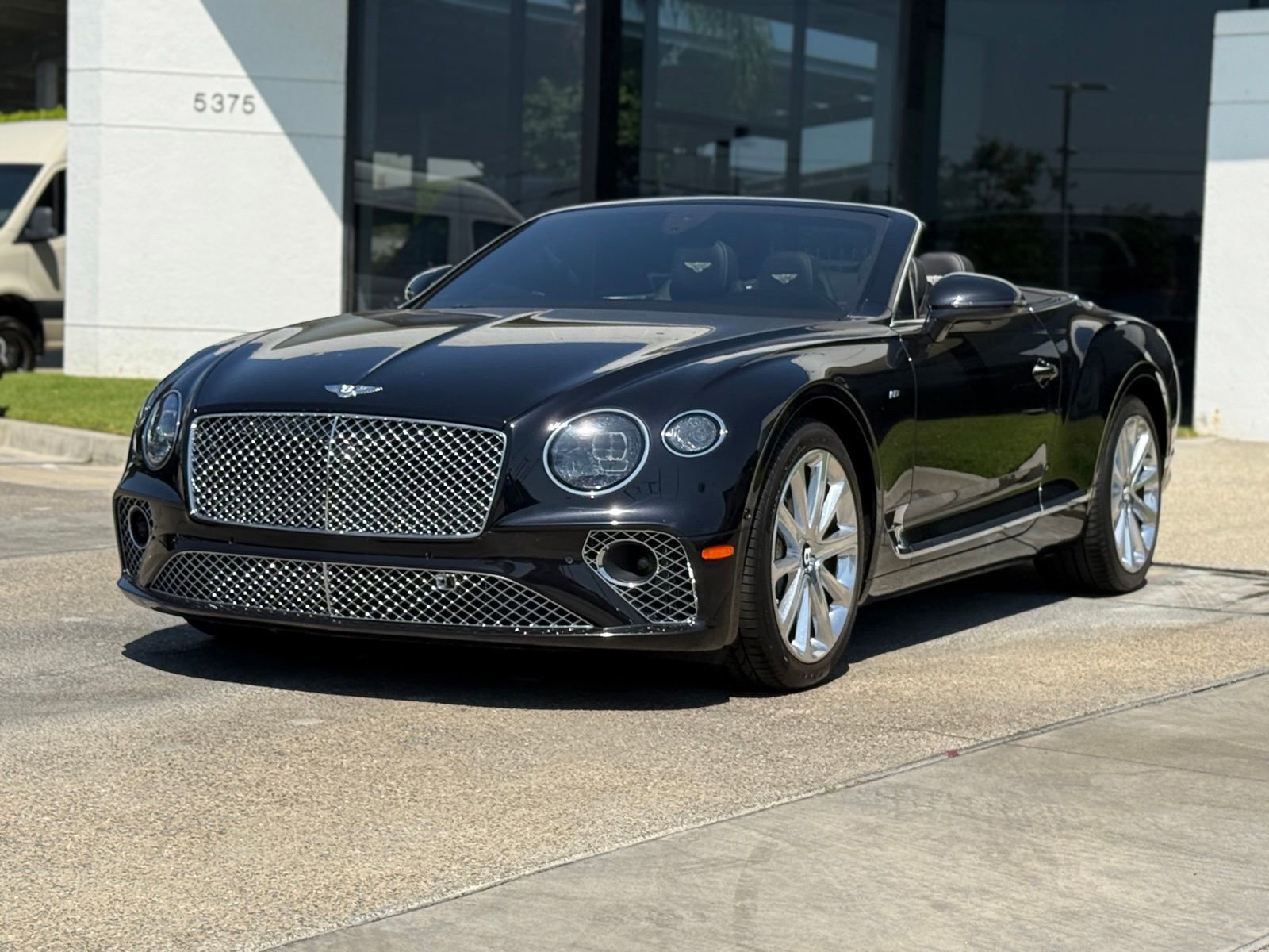 Used 2021 Bentley Continental GT AWD/4WD image 2