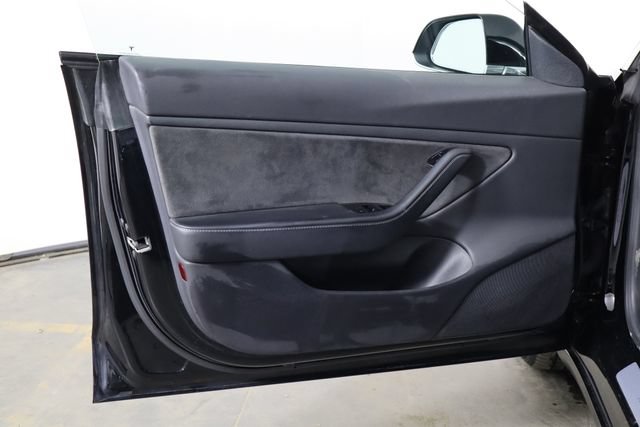 Used 2019 Tesla Model 3 Long Range RWD image 17