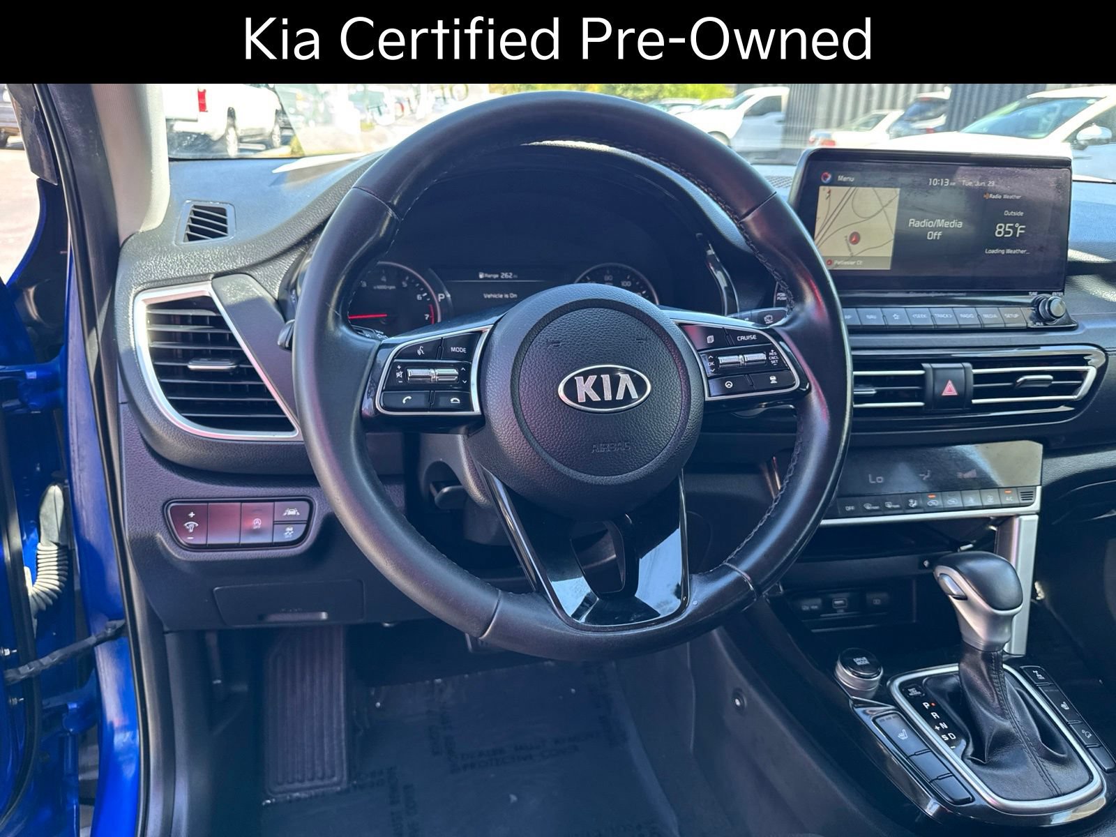 Certified 2021 Kia Seltos SX w/ SX Sunroof Package AWD/4WD image 18