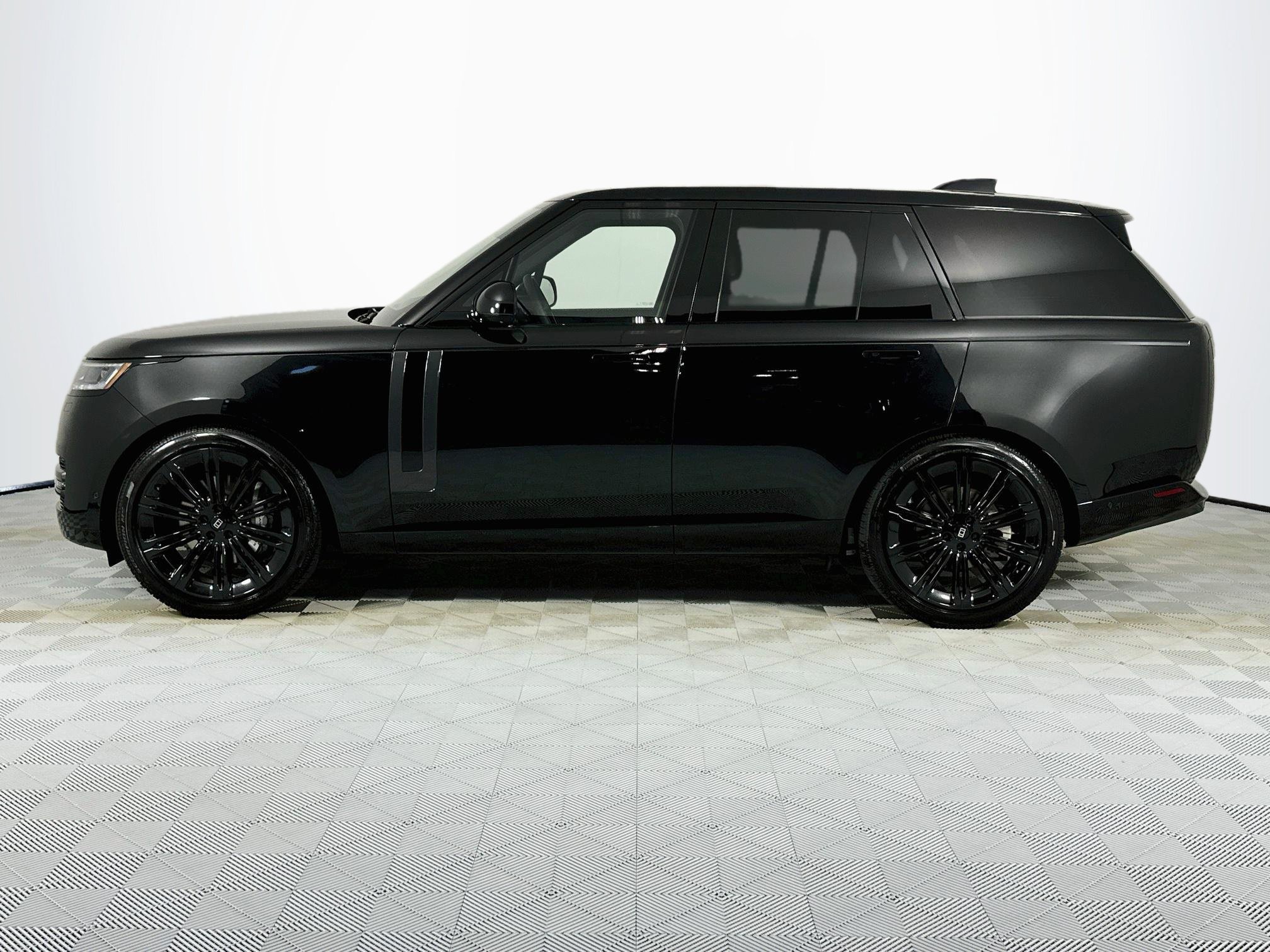 New 2027 Land Rover Range Rover SE AWD/4WD image 8