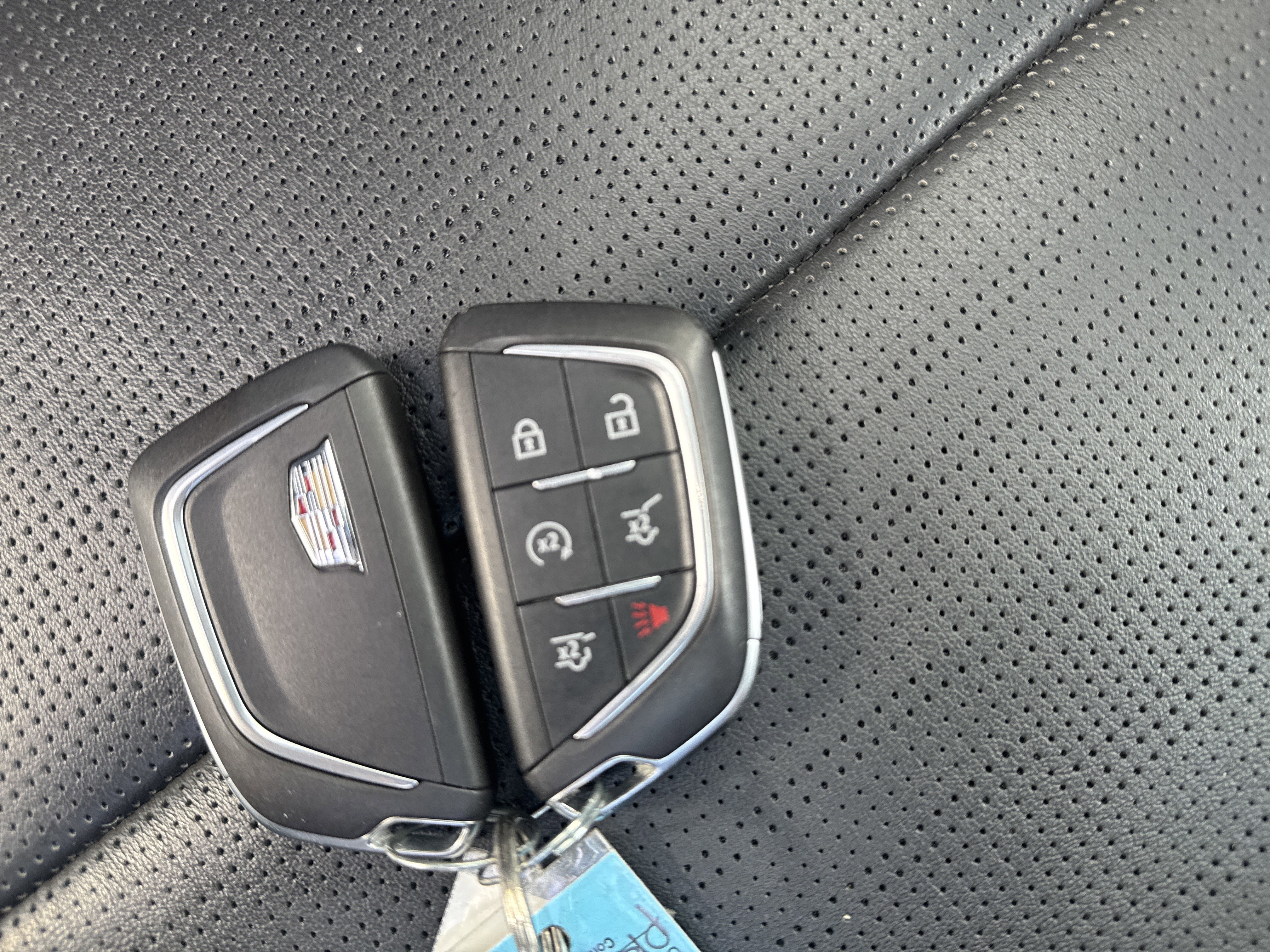 Used 2023 Cadillac Escalade Premium Luxury image 30