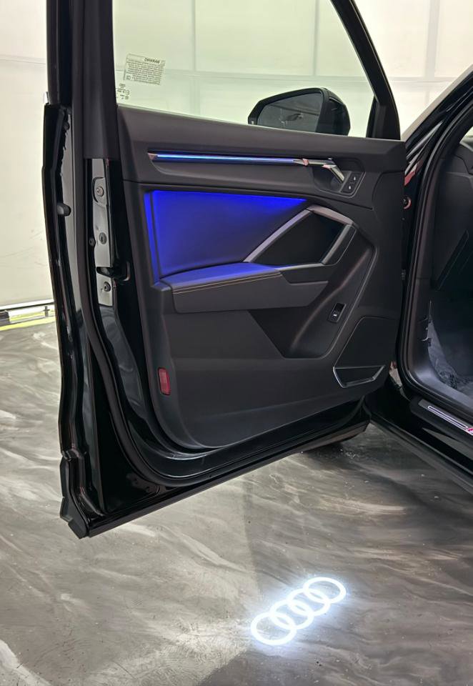 Used 2020 Audi Q3 2.0T Prestige w/ Prestige Package image 17