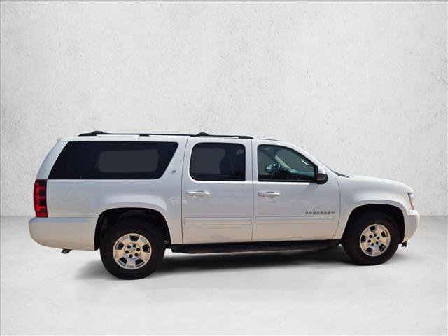 Used 2013 Chevrolet Suburban LT RWD image 4
