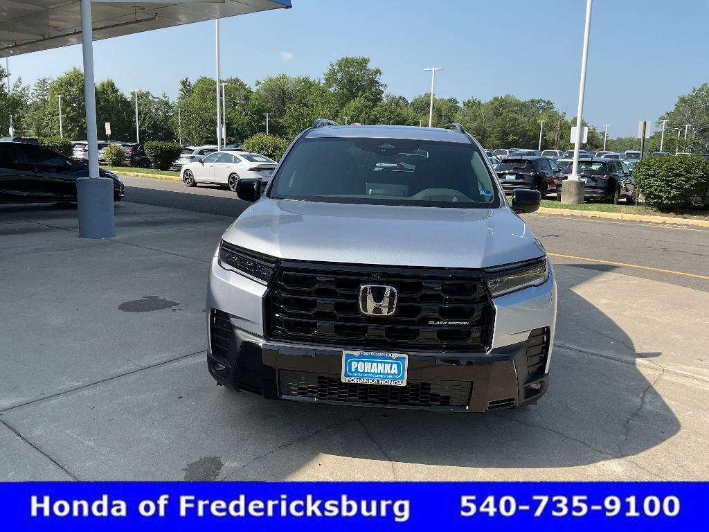 Certified 2026 Honda Pilot Black Edition image 8