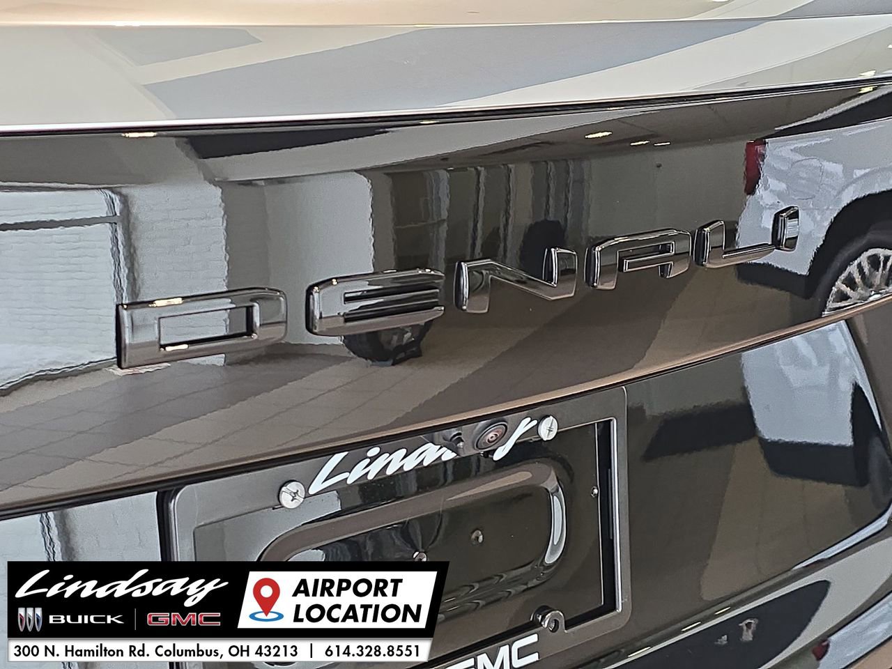 New 2026 GMC Yukon Denali w/ LPO, Floor Liner Package image 32