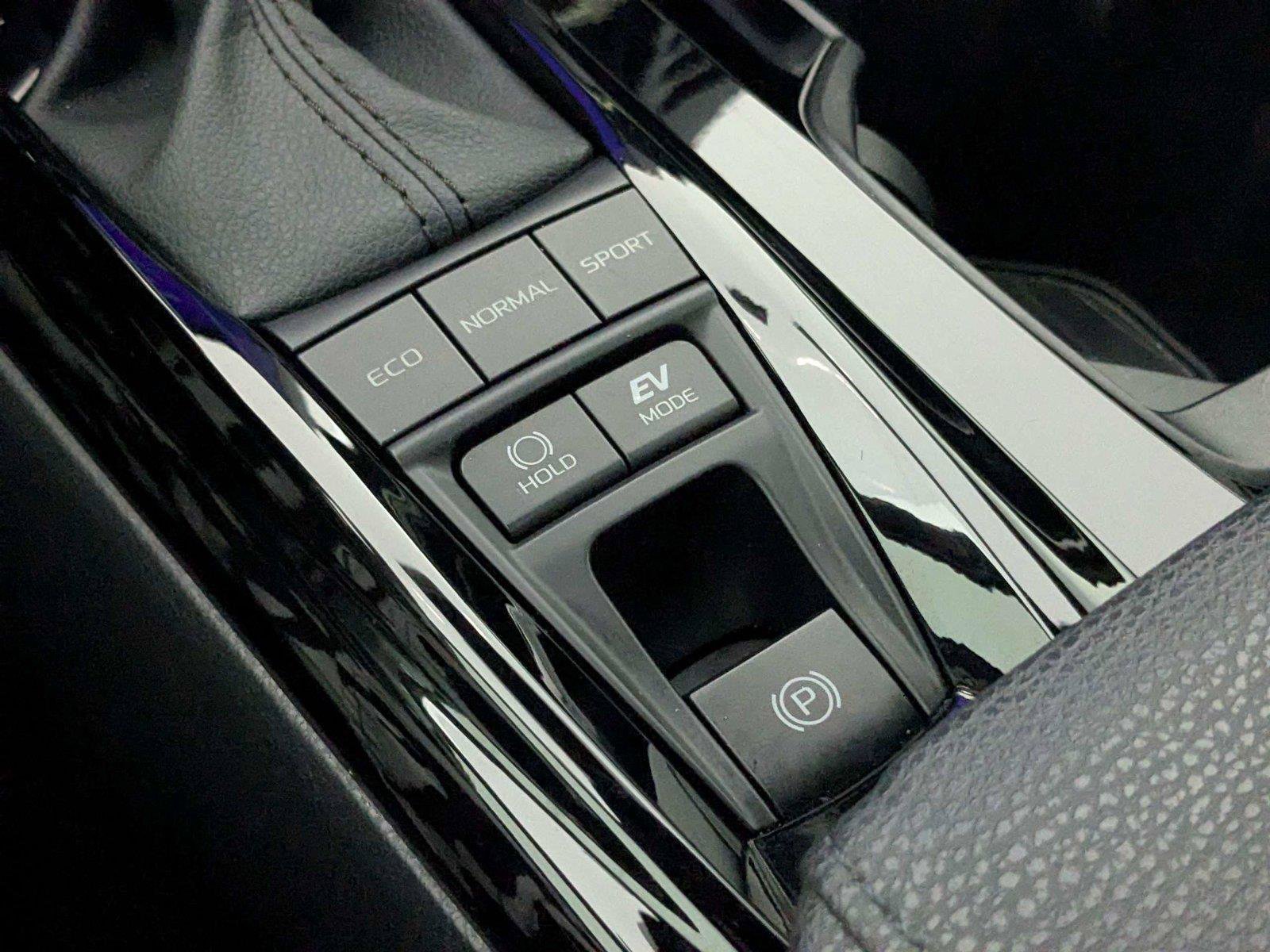 Certified 2025 Toyota Camry XSE FWD image 25
