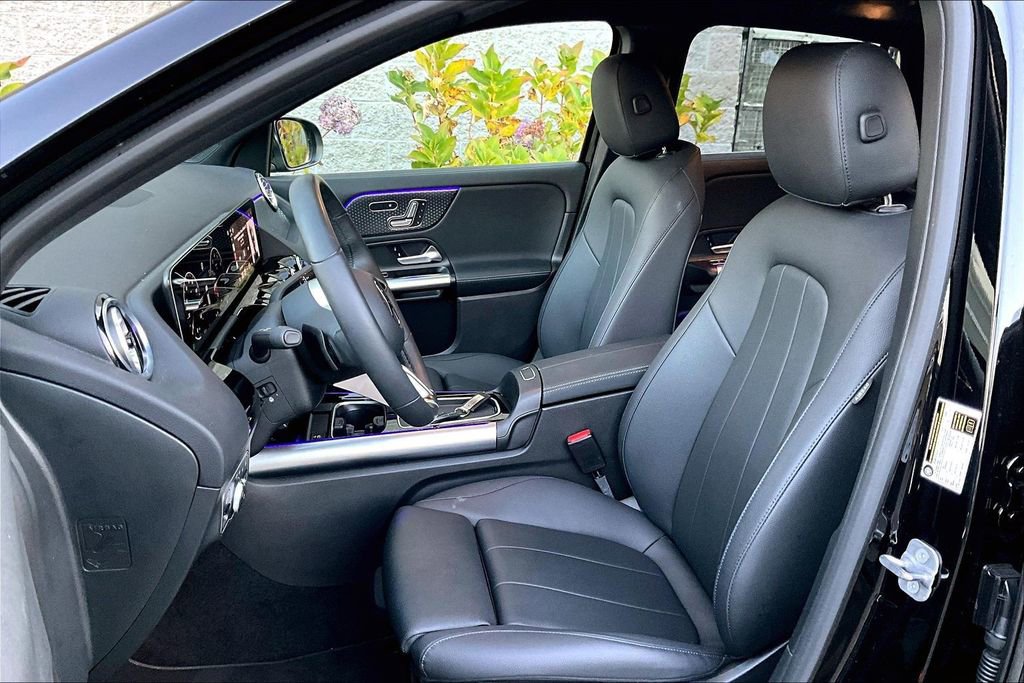 Used 2025 Mercedes-Benz GLA 250 4MATIC image 27