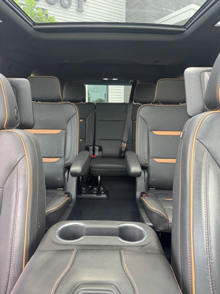 Used 2021 GMC Yukon AT4 w/ Rear Media and Nav Package AWD/4WD image 16
