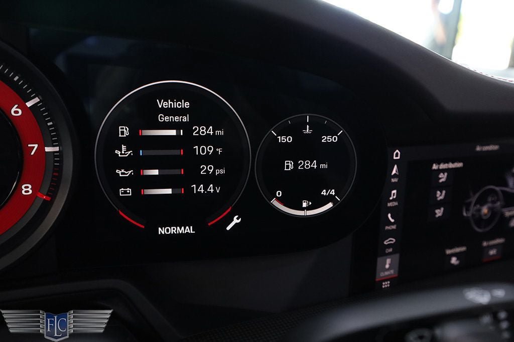 Used 2021 Porsche 911 Carrera S RWD image 40
