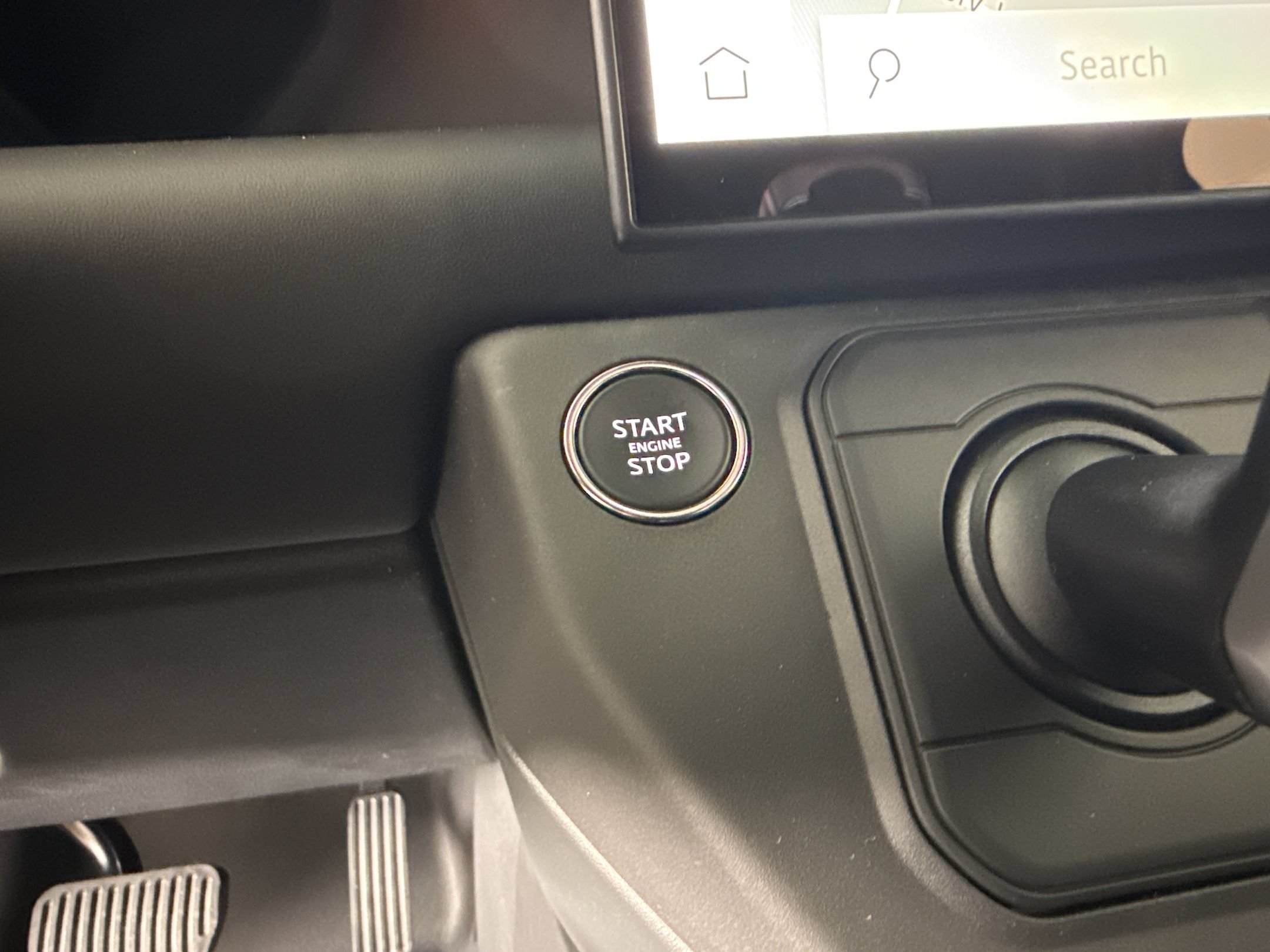 New 2026 Land Rover Defender 90 X-Dynamic SE AWD/4WD image 16