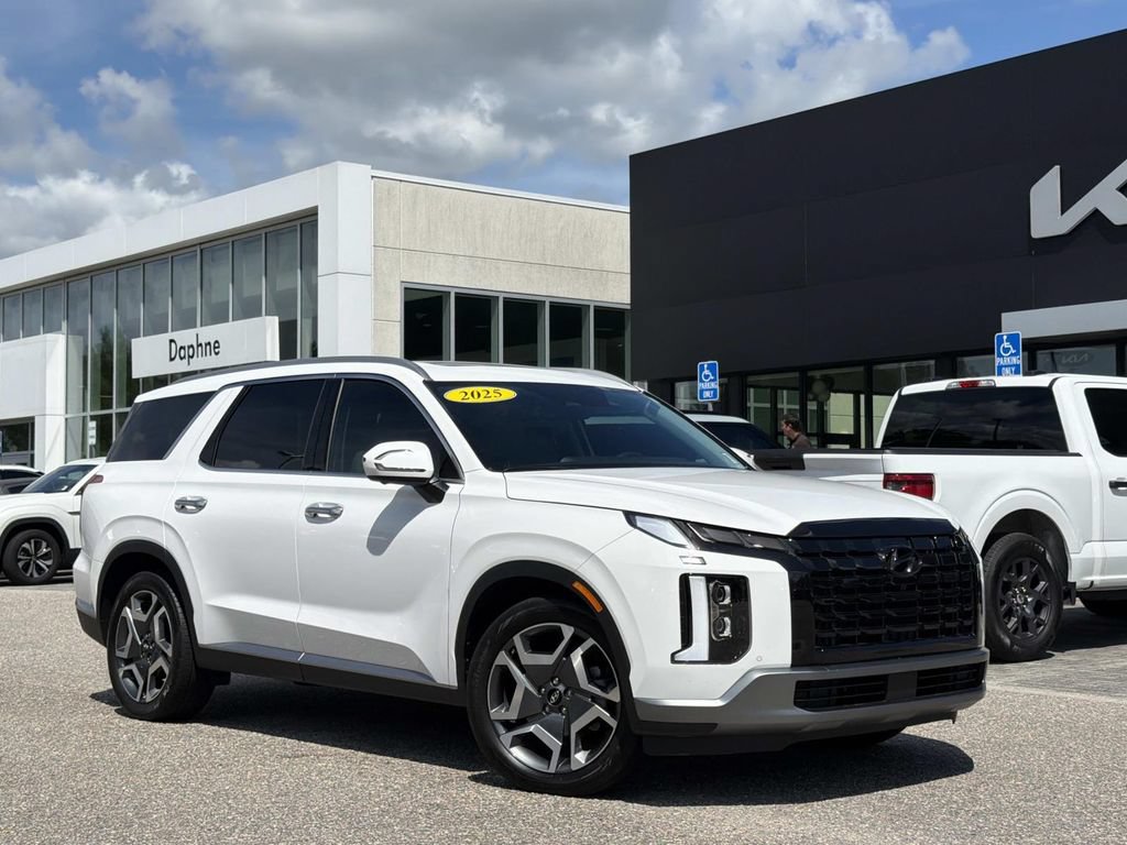 Used 2025 Hyundai Palisade SEL AWD/4WD image 1