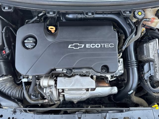 Used 2017 Chevrolet Cruze LT w/ Convenience Package FWD image 21