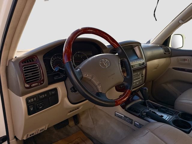 Used 2007 Toyota Land Cruiser w/ Convenience Pkg image 10