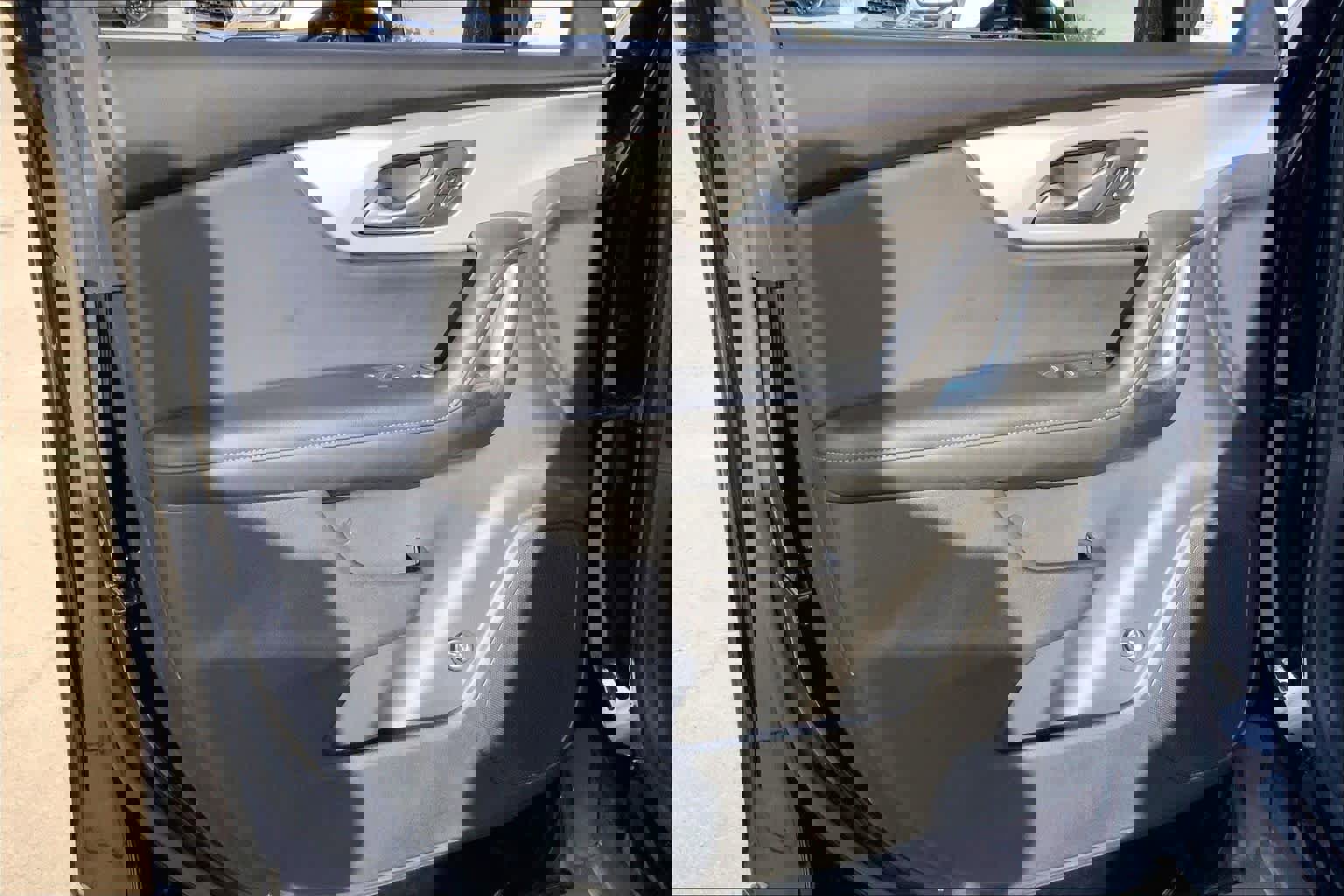 Used 2022 Chevrolet Blazer LT image 22