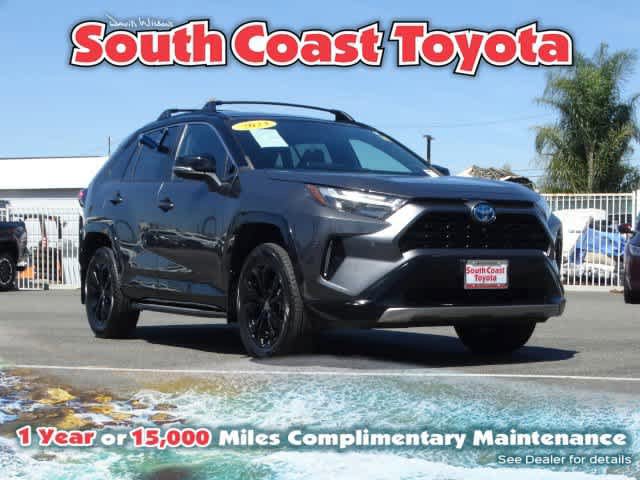 Used 2023 Toyota RAV4 XSE AWD/4WD image 1
