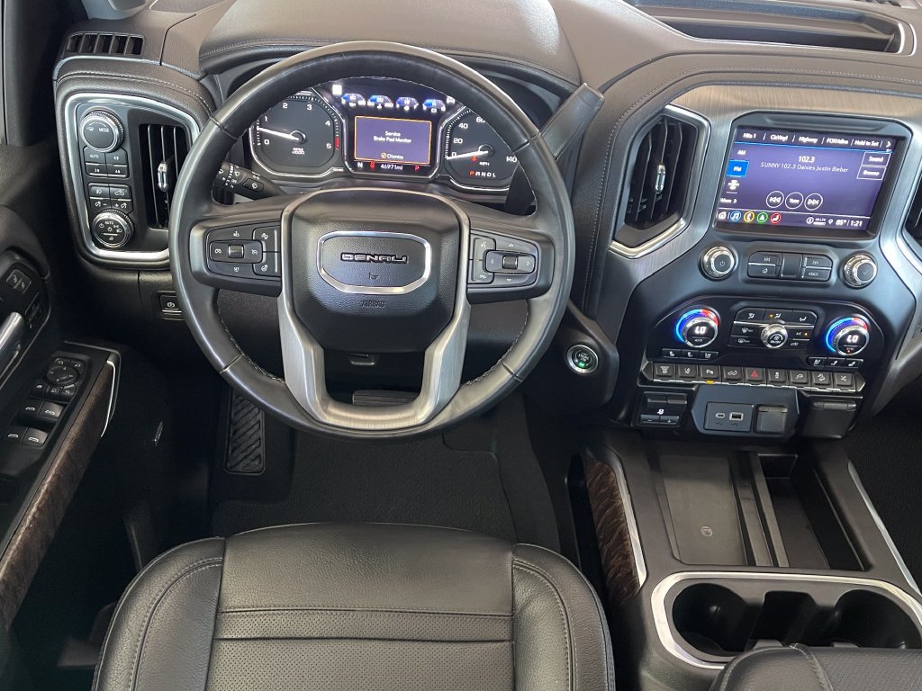 Used 2023 GMC Sierra 3500 Denali w/ Denali Ultimate Package AWD/4WD image 14